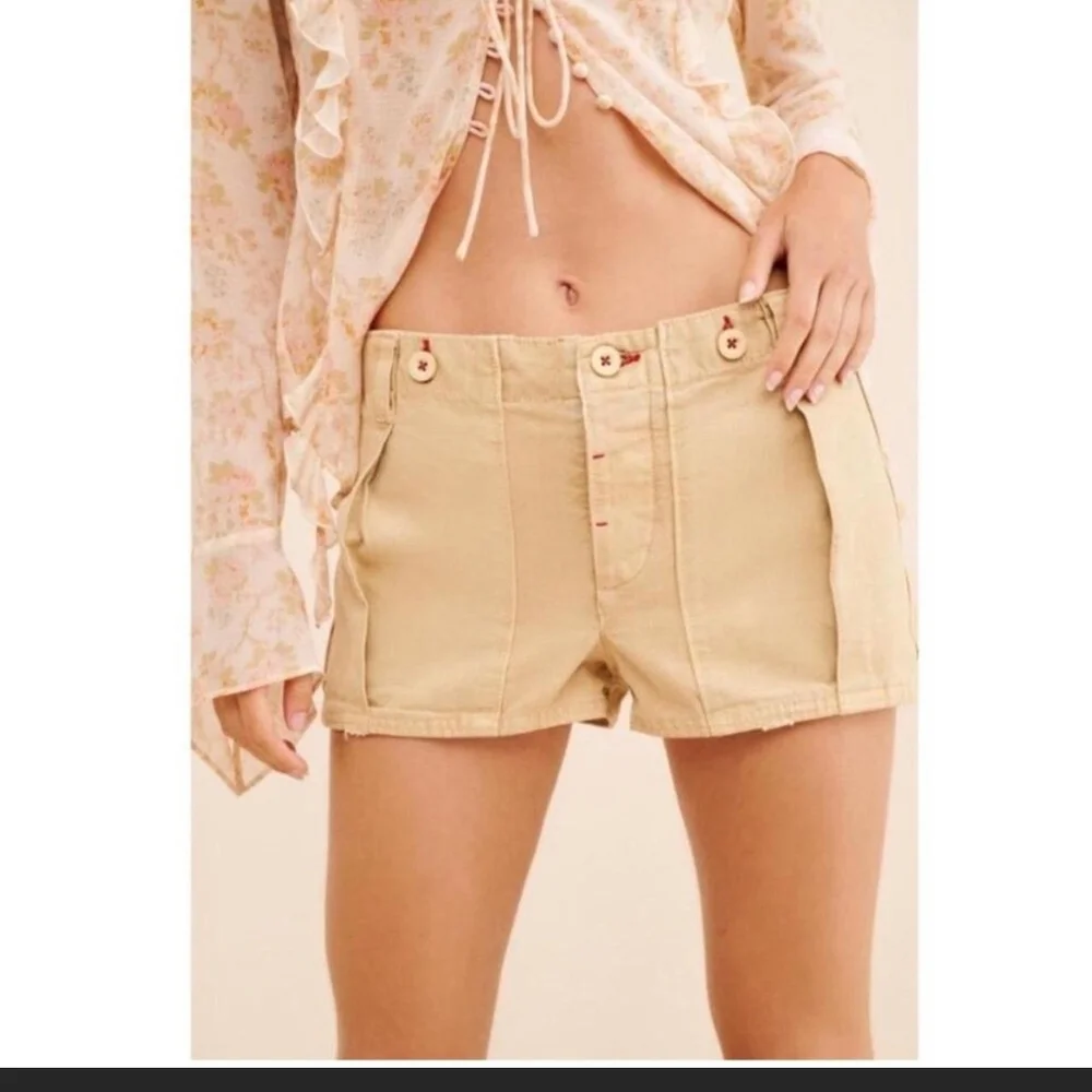 Free People Womens All Yours Micro Shorts Size 14 - Picture 2 of 12